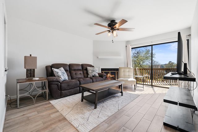 203 Stearns Pt Apt E1, Hot Springs, AR 71913