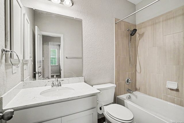 17319 Moscato, San Antonio, TX 78247