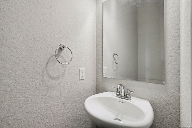 17319 Moscato, San Antonio, TX 78247