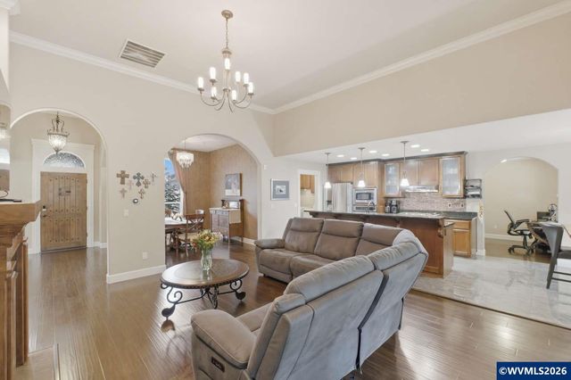 6036 Lillian St SE, Salem, OR 97306