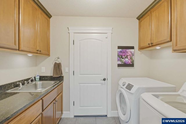 6036 Lillian St SE, Salem, OR 97306