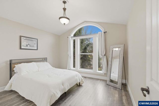 6036 Lillian St SE, Salem, OR 97306