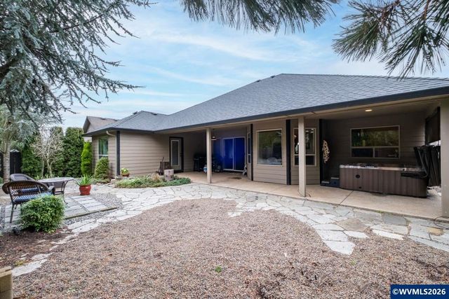 6036 Lillian St SE, Salem, OR 97306