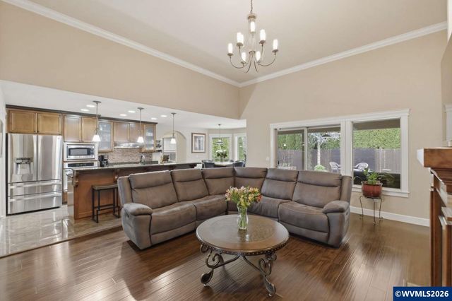 6036 Lillian St SE, Salem, OR 97306