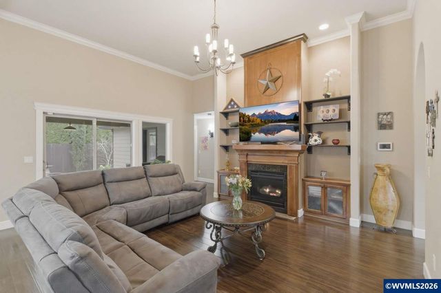 6036 Lillian St SE, Salem, OR 97306