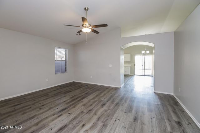 5605 S 11th Place, Phoenix, AZ 85040