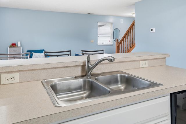 6891 Spring Bloom Drive, Canal Winchester, OH 43110