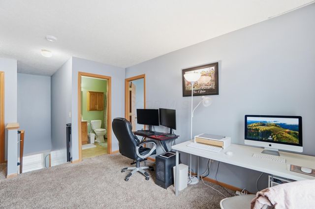 6891 Spring Bloom Drive, Canal Winchester, OH 43110