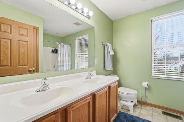 6891 Spring Bloom Drive, Canal Winchester, OH 43110