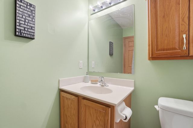 6891 Spring Bloom Drive, Canal Winchester, OH 43110