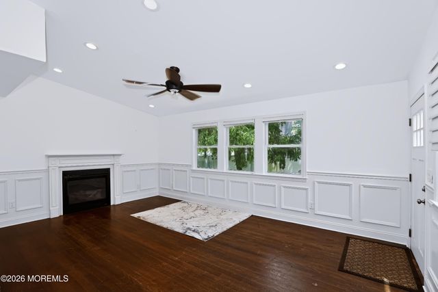 33 Alan Terrace, Howell, NJ 07731