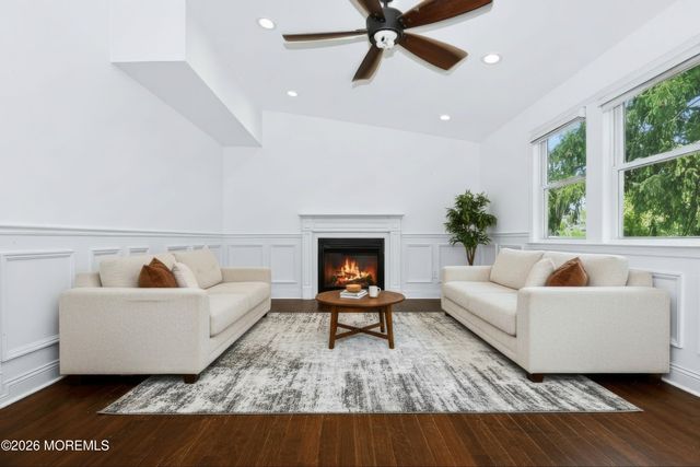 33 Alan Terrace, Howell, NJ 07731