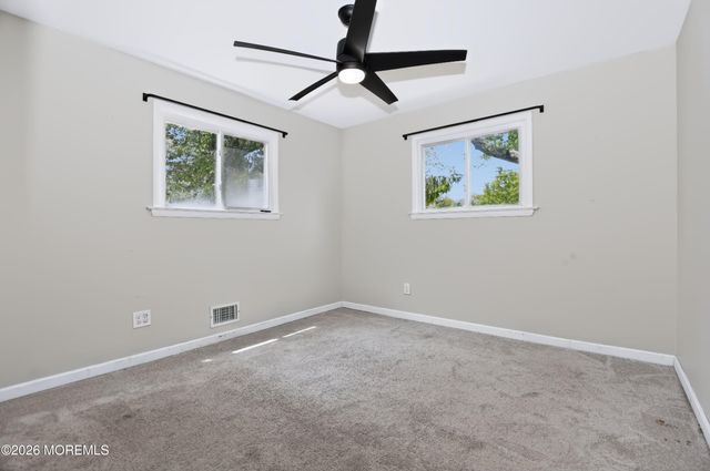 33 Alan Terrace, Howell, NJ 07731
