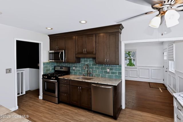 33 Alan Terrace, Howell, NJ 07731