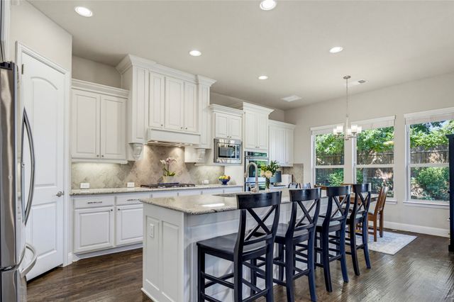 4900 Latour Lane, Colleyville, TX 76034