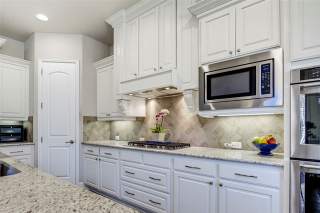 4900 Latour Lane, Colleyville, TX 76034
