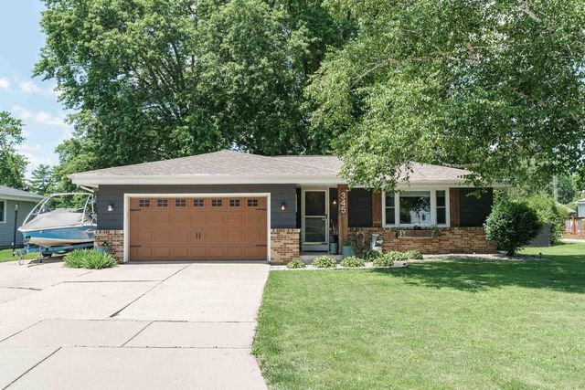 345 Beechwood Drive, Janesville, WI 53548