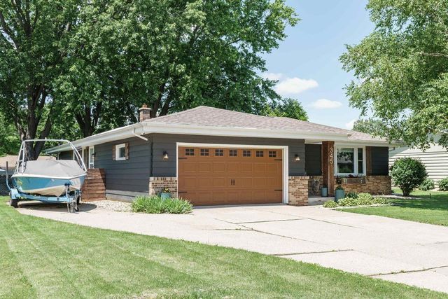345 Beechwood Drive, Janesville, WI 53548