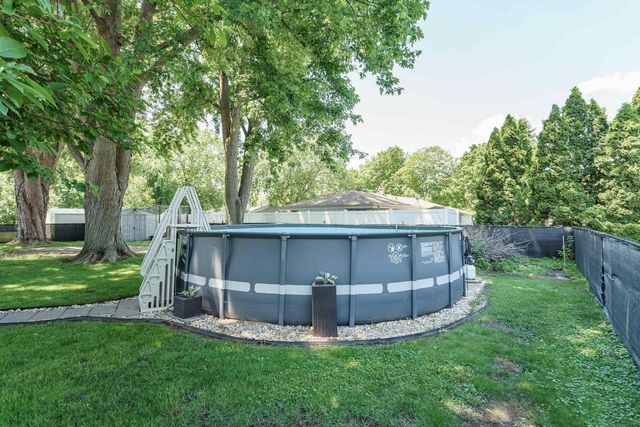 345 Beechwood Drive, Janesville, WI 53548