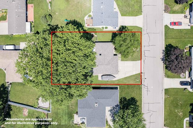 345 Beechwood Drive, Janesville, WI 53548