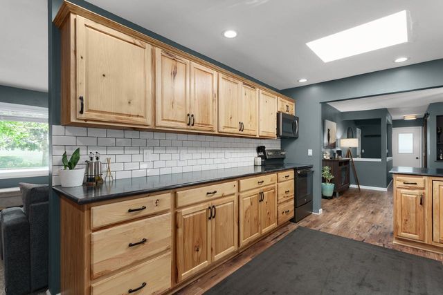 345 Beechwood Drive, Janesville, WI 53548