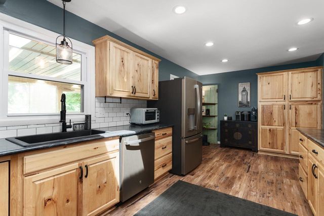 345 Beechwood Drive, Janesville, WI 53548