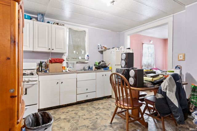 315 Division Street, Elkhart, IN 46516