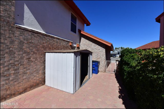 12232 TIERRA ROSA Way, El Paso, TX 79938