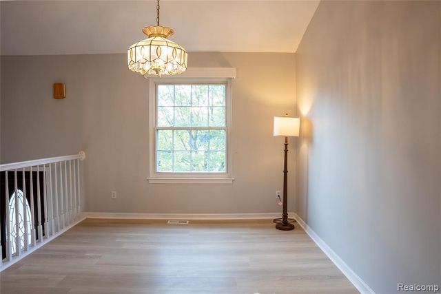 1639 Tulip Lane, Westland, MI 48186