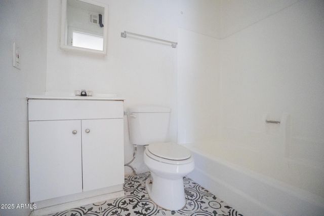 1703 W Mountain View Road 15, Phoenix, AZ 85021