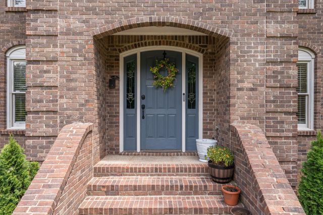 124 Laural Hill Dr, Smyrna, TN 37167