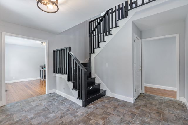 124 Laural Hill Dr, Smyrna, TN 37167