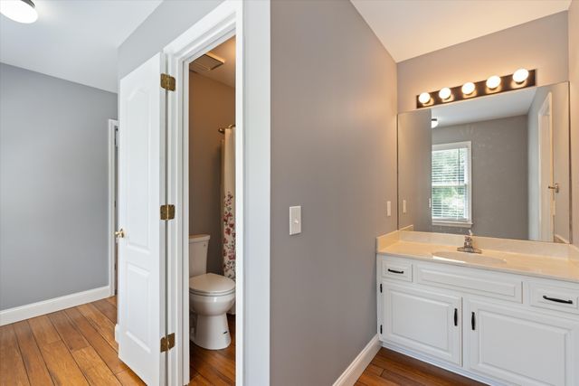 124 Laural Hill Dr, Smyrna, TN 37167