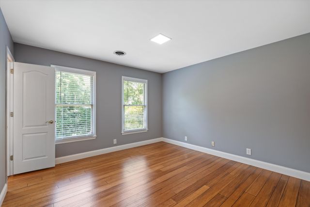 124 Laural Hill Dr, Smyrna, TN 37167