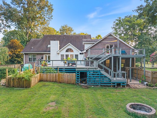 124 Laural Hill Dr, Smyrna, TN 37167