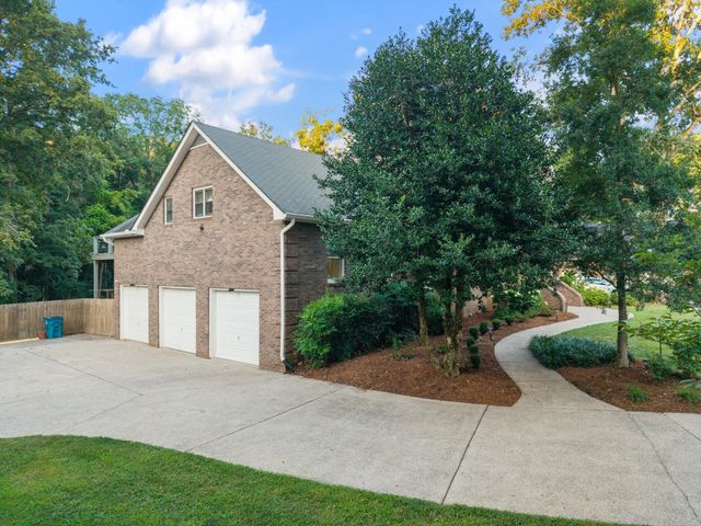 124 Laural Hill Dr, Smyrna, TN 37167