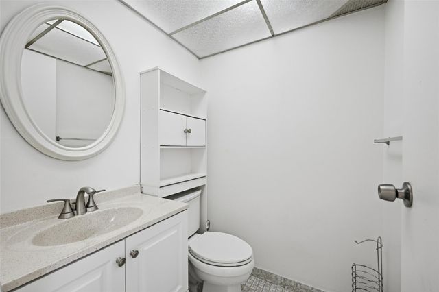 451 Monaco J j, Delray Beach, FL 33446