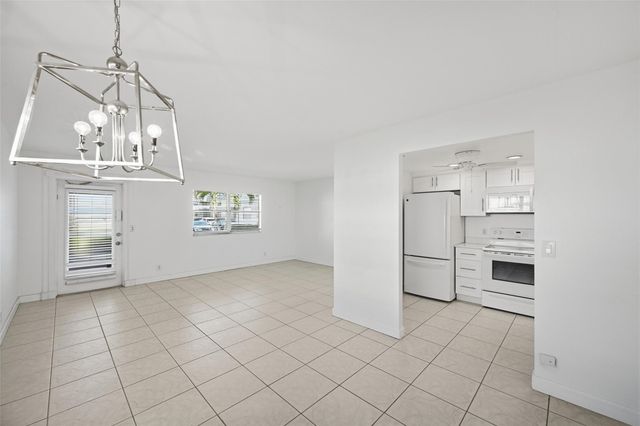 451 Monaco J j, Delray Beach, FL 33446