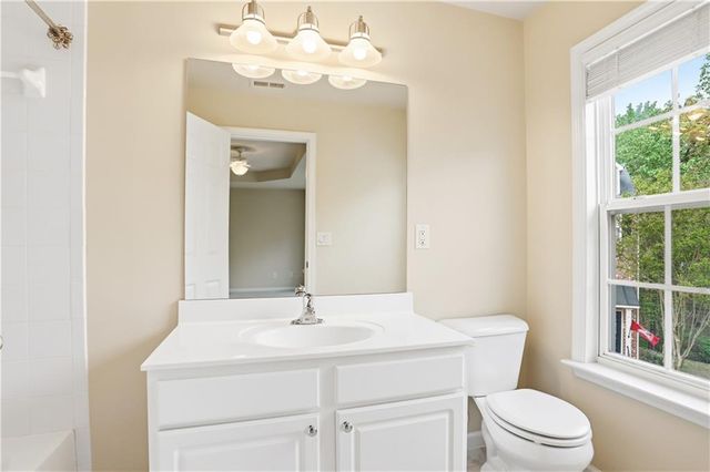 2118 Landsmere Drive SE 13, Mableton, GA 30126