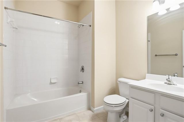 2118 Landsmere Drive SE 13, Mableton, GA 30126