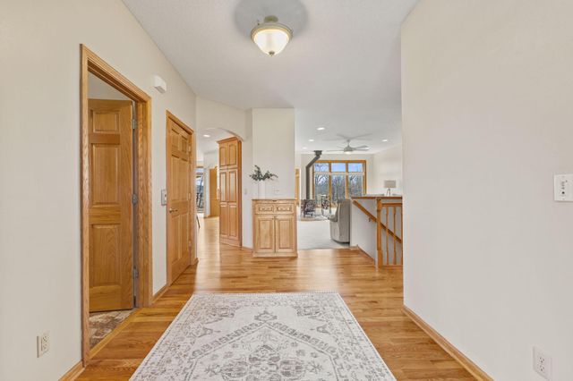 39541 Eastwood Avenue, North Branch, MN 55056