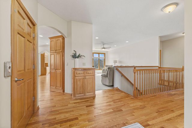 39541 Eastwood Avenue, North Branch, MN 55056