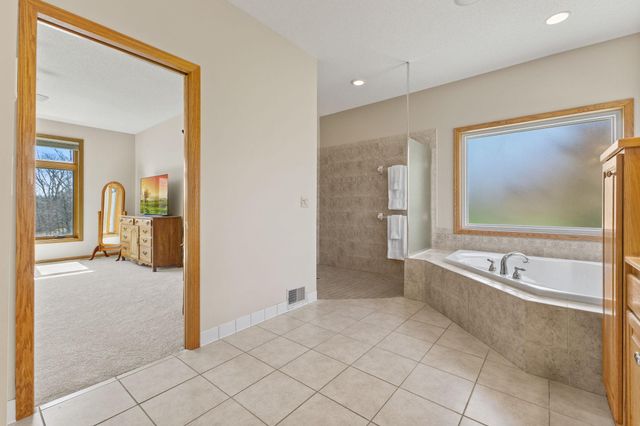 39541 Eastwood Avenue, North Branch, MN 55056