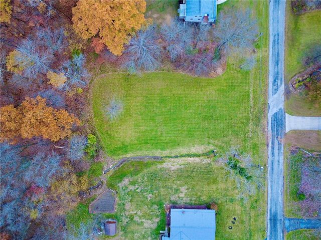 00 Lilac Dr, Shenango Twp, PA 16159