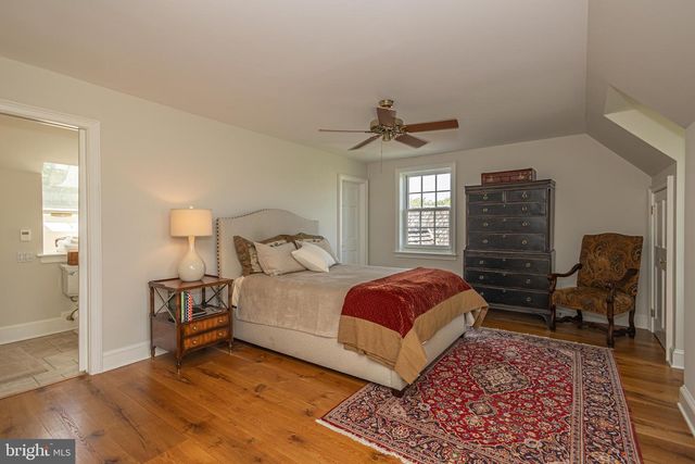 71 COVERED BRIDGE RD, New Hope, PA 18938