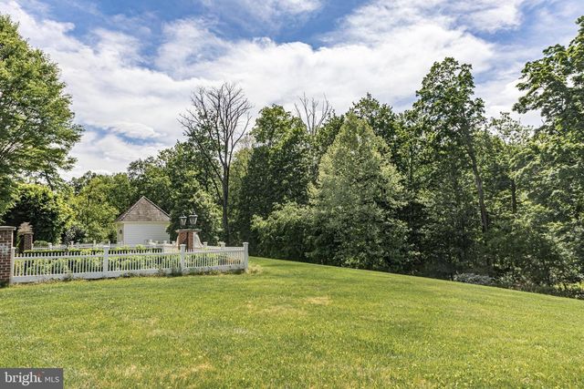 71 COVERED BRIDGE RD, New Hope, PA 18938