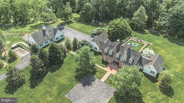 71 COVERED BRIDGE RD, New Hope, PA 18938
