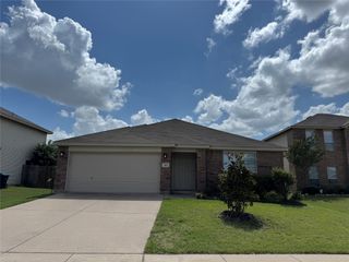 14021 Sand Hills Drive, Fort Worth, TX 76052