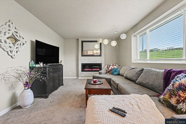 9106 S 177th Ave Circle, Omaha, NE 68136