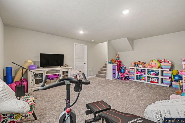 9106 S 177th Ave Circle, Omaha, NE 68136